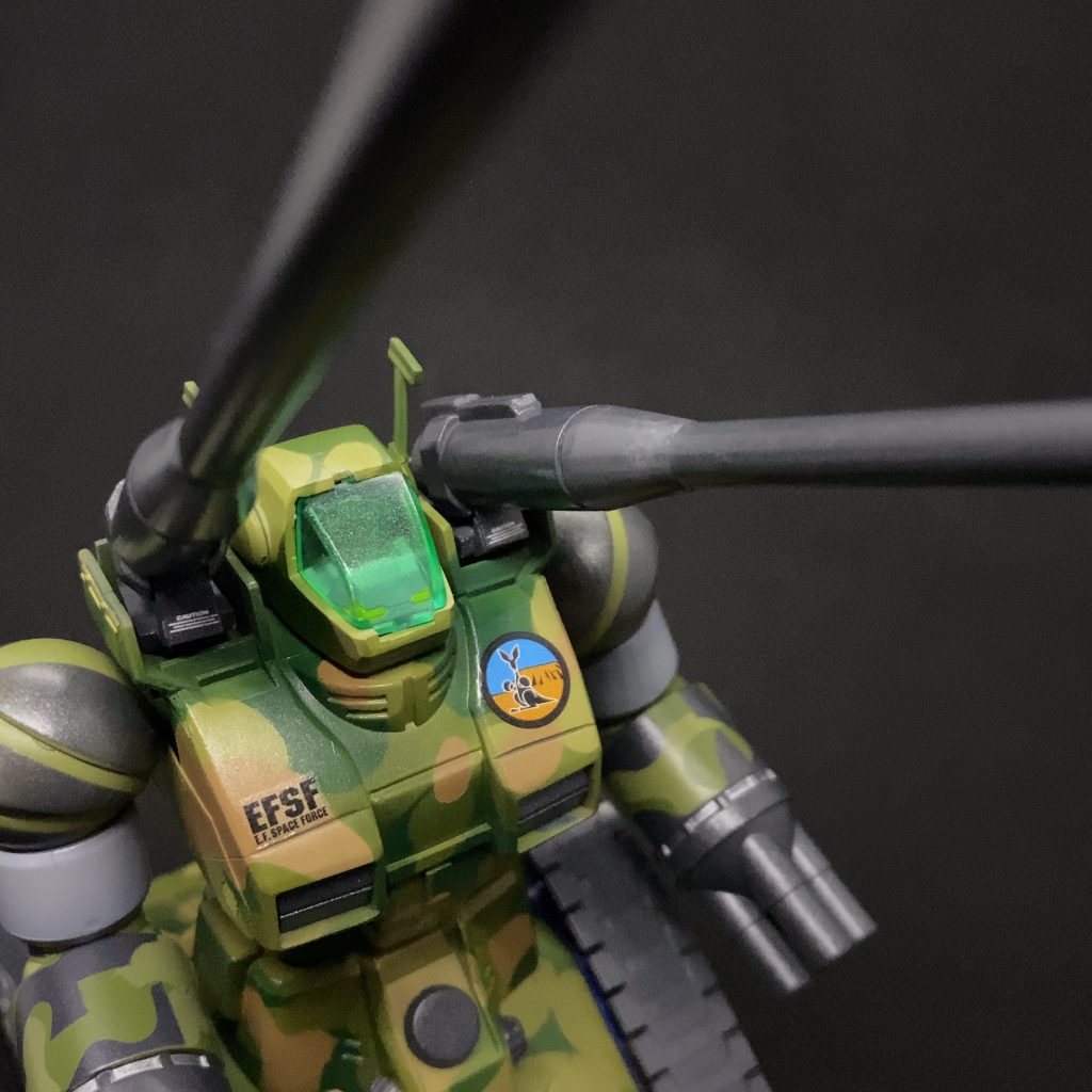 砲身部分 ポリキャップが丸見えなのでプラ板を加工して蓋をしてあります