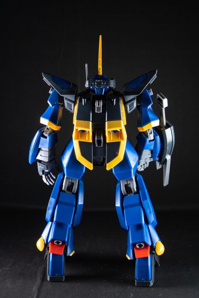 バック:バックパックと足のブースターと推進力が多く感じる。