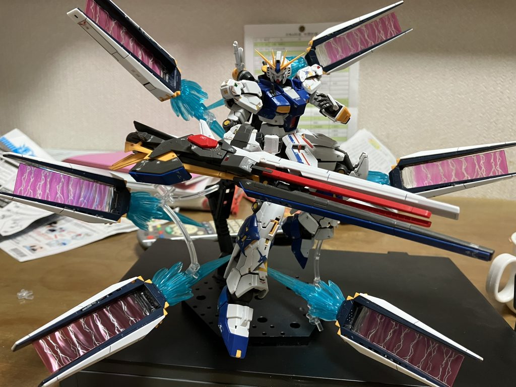 全てのファンネル飛ばすとよりかっこいいなぁ