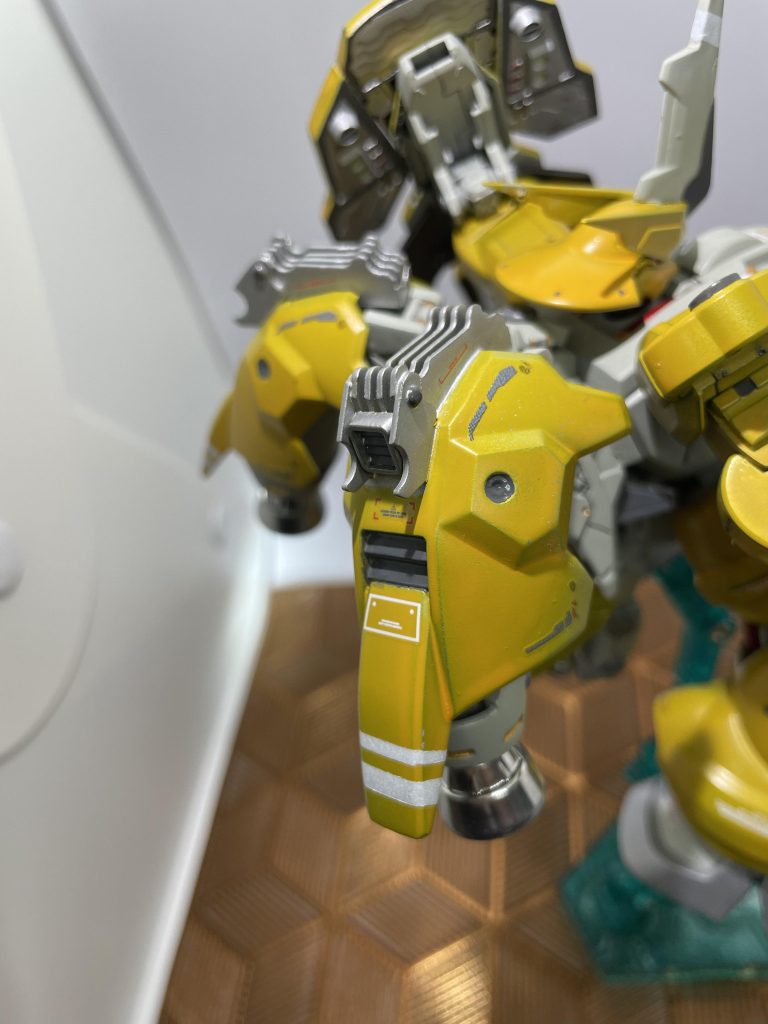 パンのアレがこうなるってガンプラって無限だなーって思います。