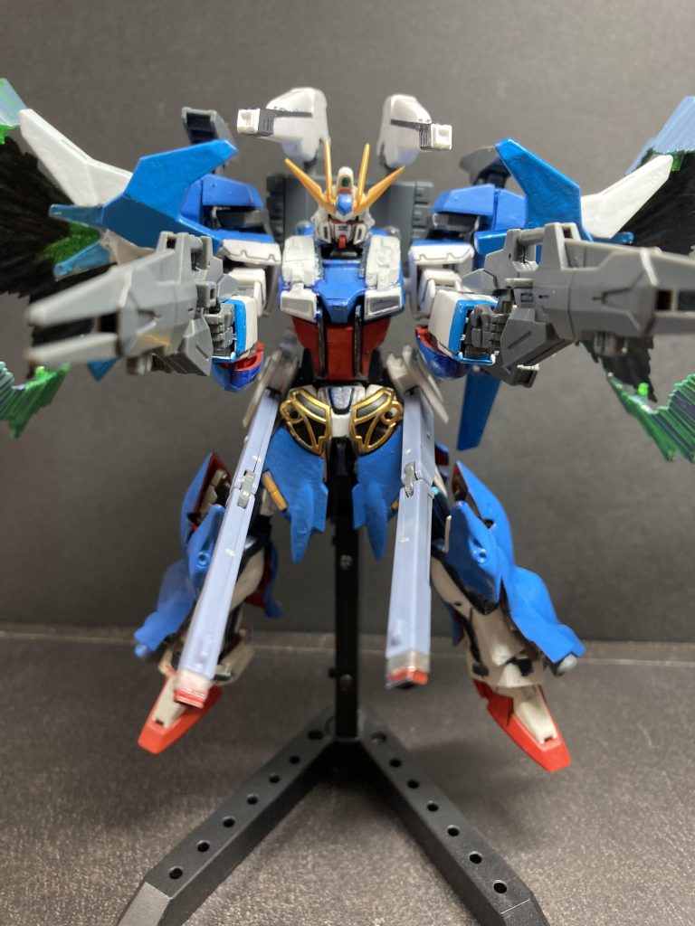 ハイマットモードは『スーパーハイマットモード』へと変わり、威力がさらに増大した。またGN粒子の色が機体の名称とは反対に夜空のような色合いになっている。