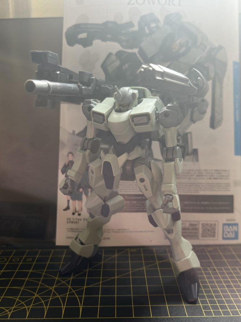 というわけで、ジョイント使って角度をつけれるようにしてみました。うん。こっちの方がいい！