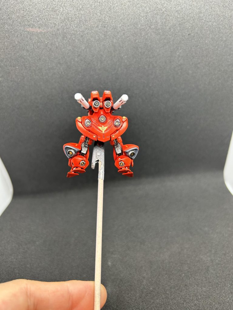 ネオ・ジオンのマークを背中、否、ケツに背負ってます!以上になります!結構気合入れて作ったのですが、まだまだ粗い部分が多々あり、精進せねばと思います。ネタ枠として見て頂けたなら幸いです。笑最後までご覧頂きありがとうございました😊