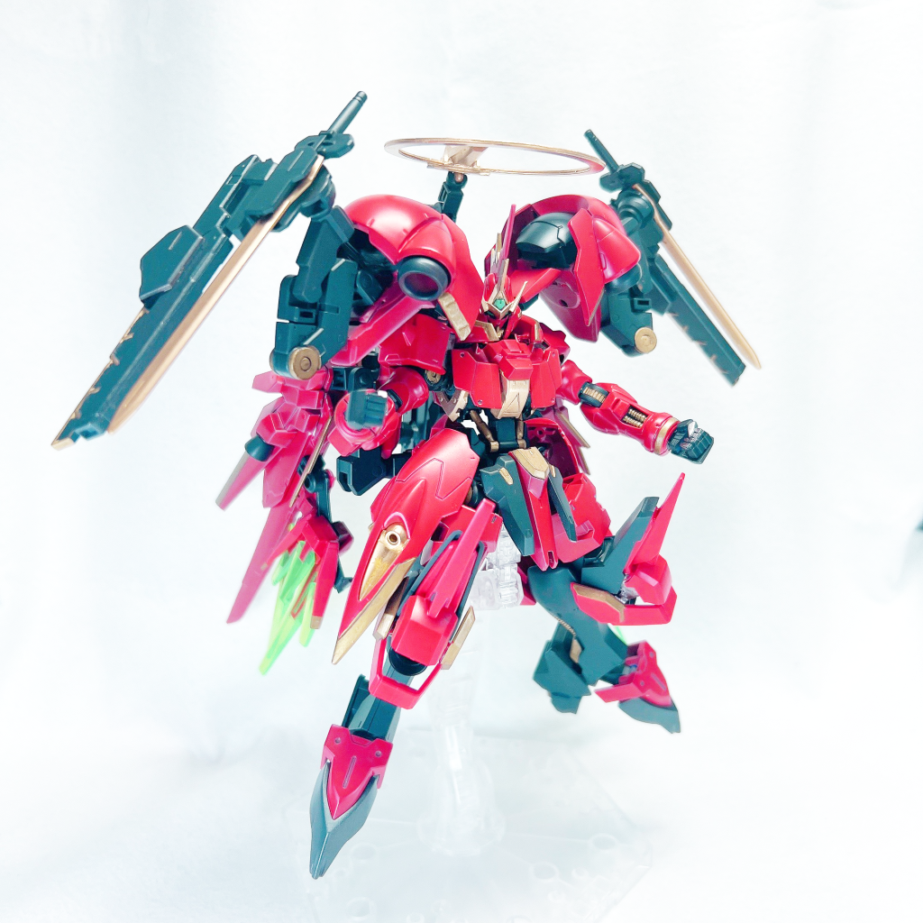 ただ、この機体全景からも見て取れる継ぎ接ぎしたような火器の配置から、本機は技術実証実験機にすぎず、前線への積極投入も「使い潰すため」だとする考察もある。