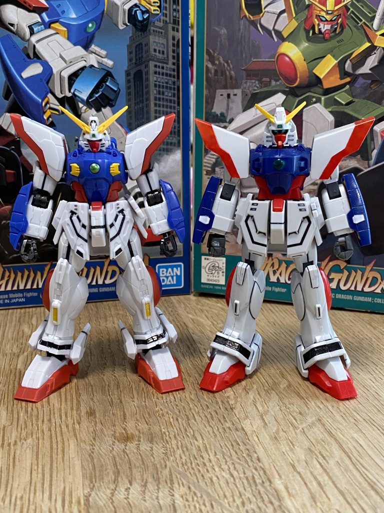 おまけにバトルモードの比較を。旧キットのハイパーモードのオプションパーツがないので、比較はここまでしかできません💦