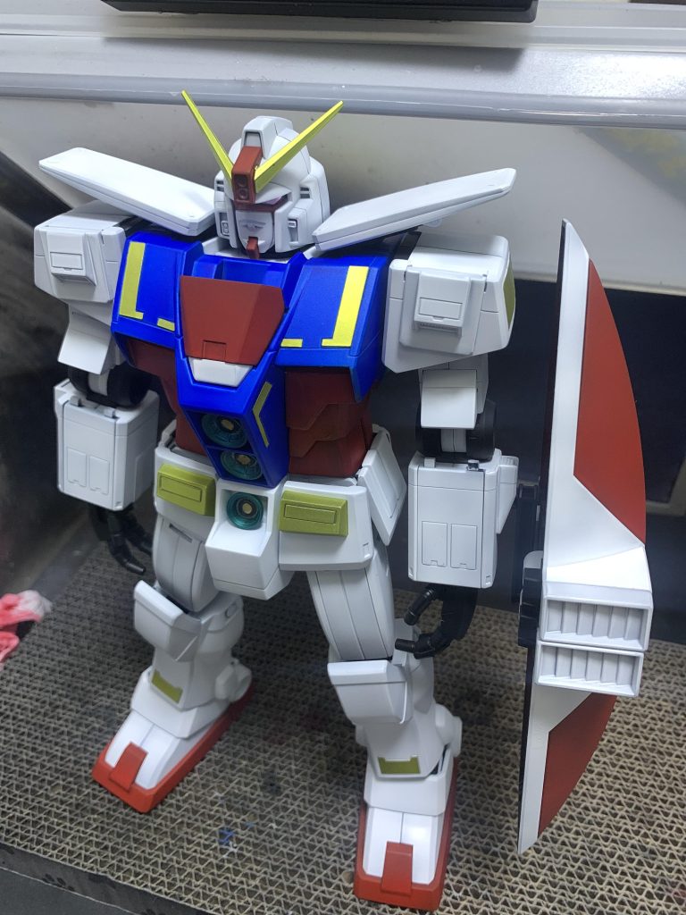 普通のサイコガンダムの塗装だとつまらないからという理由でやりましたが…大変だった…