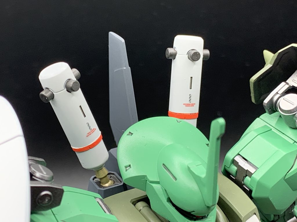 バックパックにはプロペラントタンクを追加。