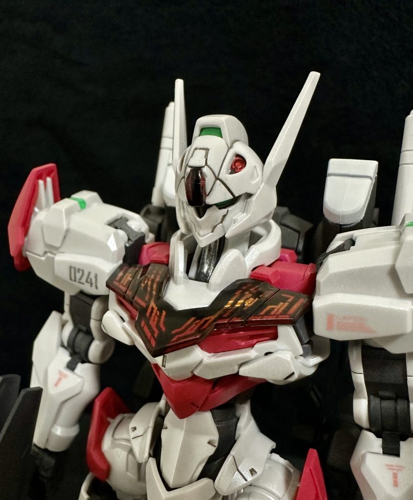 頭部アップ。発光塗料を使用したかったのですが、只今勉強中。