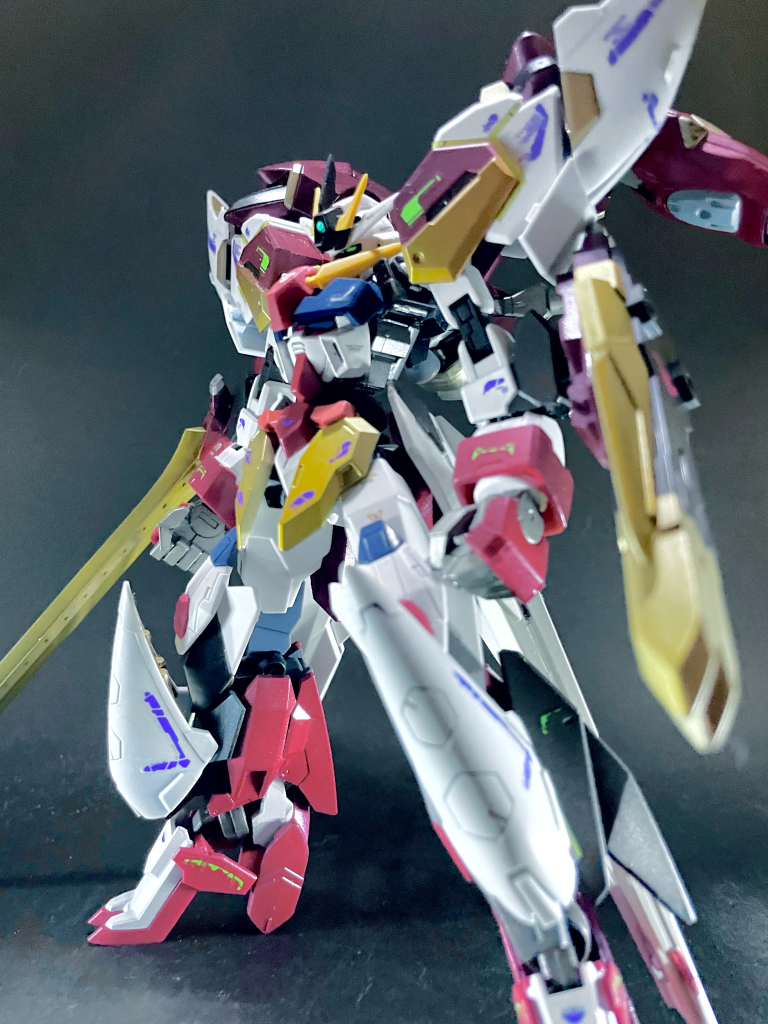 カイゼルガンダム–5枚目/制作者：sino