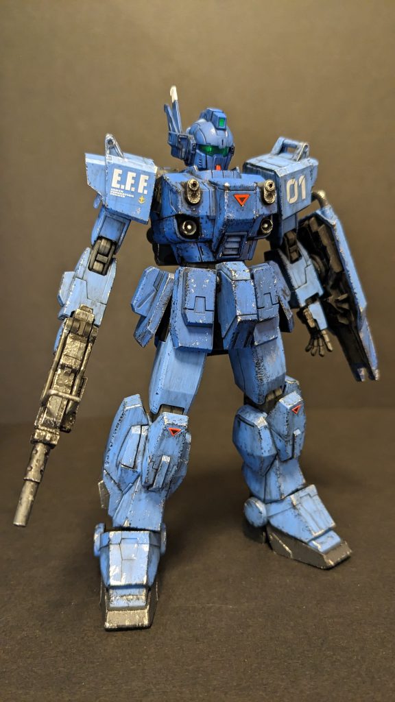 同じく台座無しの立ち姿ですが、こちらはコミックス版のヘッドパーツを使用して非EXAM状態を撮影です。