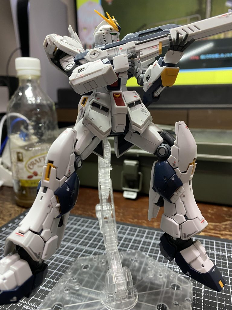 半年ほど前、数年ぶりに組んだνガンダム–4枚目/制作者:てん