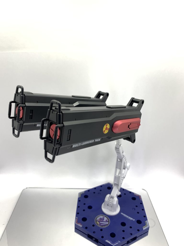 変わってコチラはあの('ω'o[青き正常なる世界の為に！]oキット黒い部分はガイアの75番ニュートラルグレー赤はGXメタリックレッド