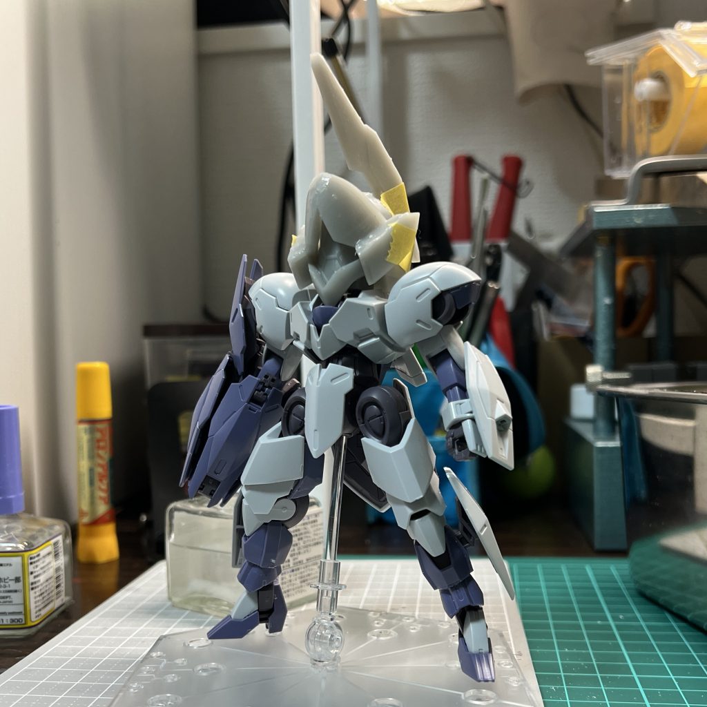 短縮箇所を接着しています