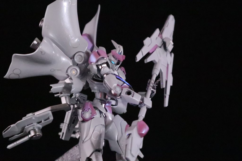 「パーメットスコア4!!」ビット4機装着。
