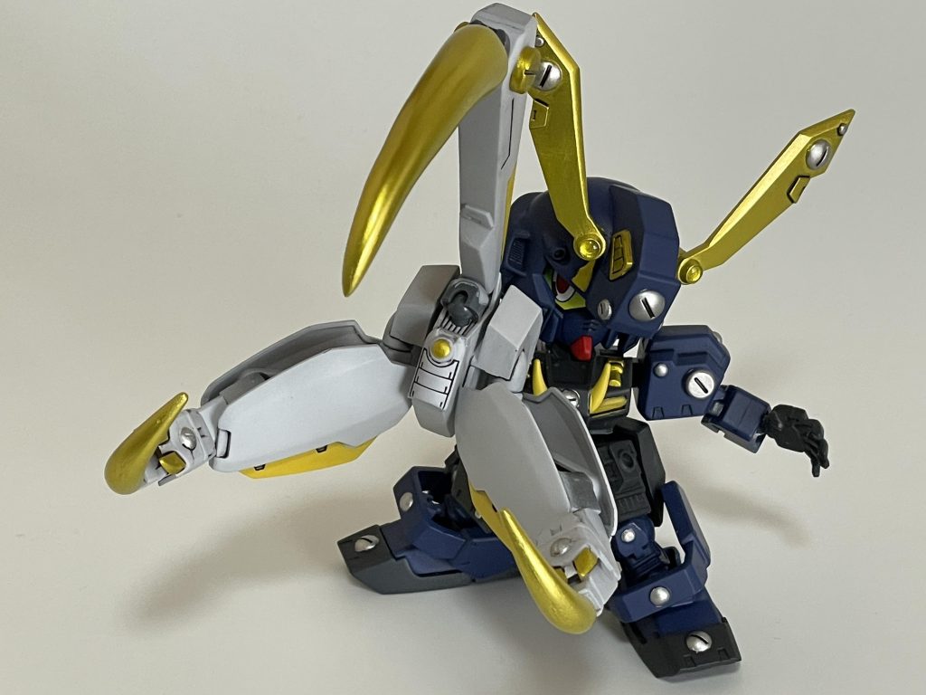 トライブースターが鬼の爪に変形！放て消握滅力腕！