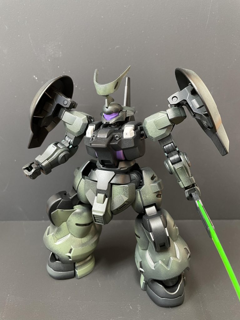 単体艶消し吹いたら色が剥げました…吹き方がいけなかったのか、吹いた塗料の相性が良くなかったのか…