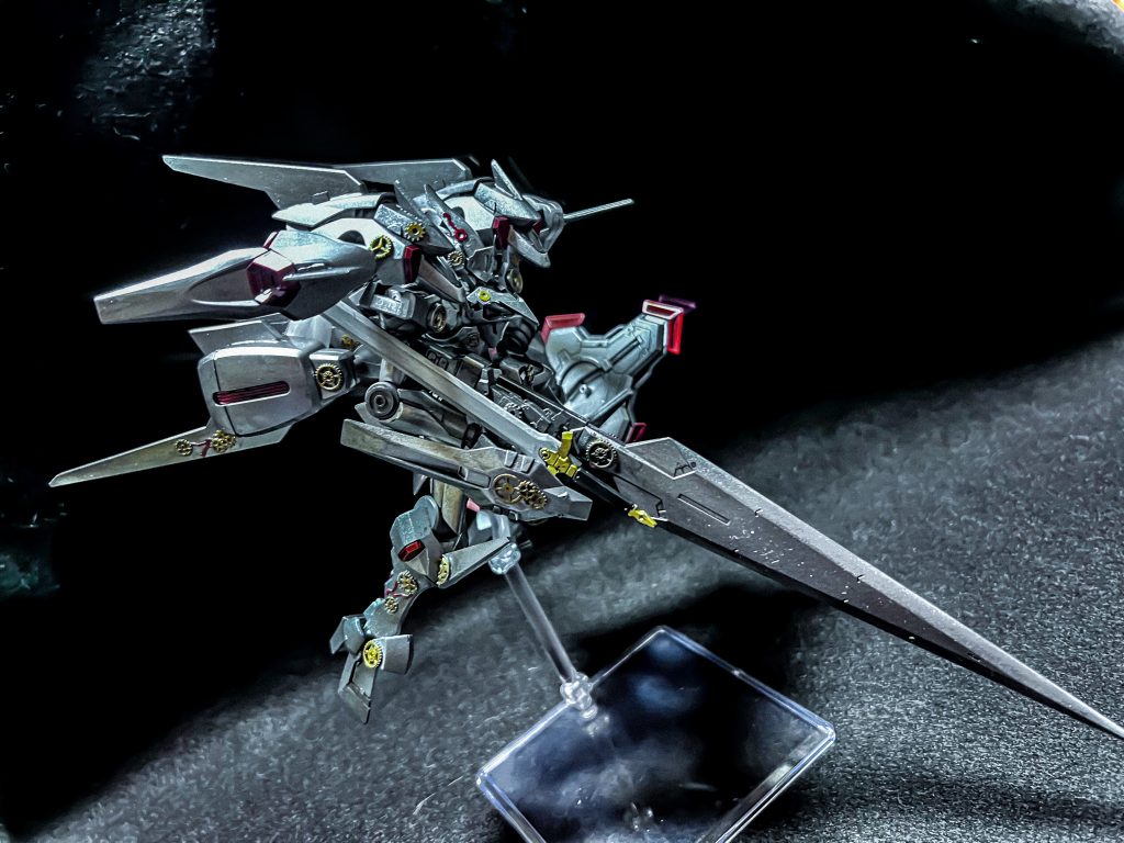 カッコつけて。