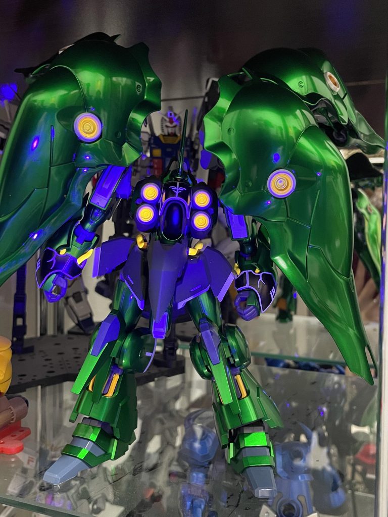 黄パーツは蛍光でした