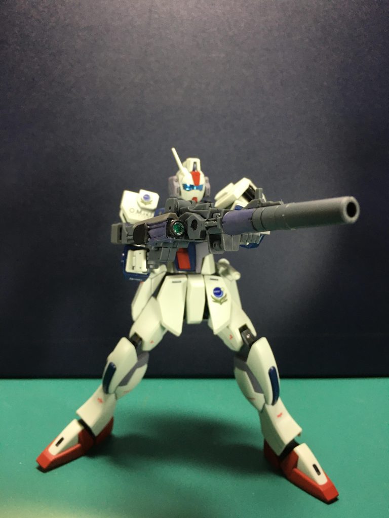 　サムネでも装備している携行ビームランチャーは30MMオプションセット(マルチバックパック)からの流用。ウィンダムで「ヤークトフント(猟犬)」と名付けたミサイルを用意したので、こちらはテッポウウオに由来する「シュットゥンフィッシュ」と命名。　ちなみに命名は陸・海・空の生物の名前を1つずつ網羅しようとして調べてみたものになります。ドラッヘ(竜)とヴュルガー(百舌鳥)は空、ヤークトフント(猟犬)は陸、シュットゥンフィッシュ(テッポウウオ)は海(淡水魚なんですが便宜的に...)で。