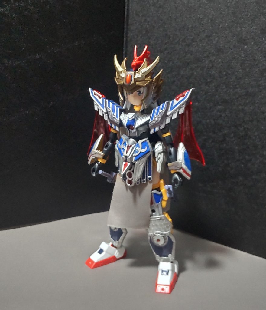 ・使用した30MSはリシェッタで、頭部をロングヘアータイプに変更。・上半身はシーザーレジェンドガンダムです。・兜、脛当て、下駄はSD三国伝の黄忠ガンダムmk2です。