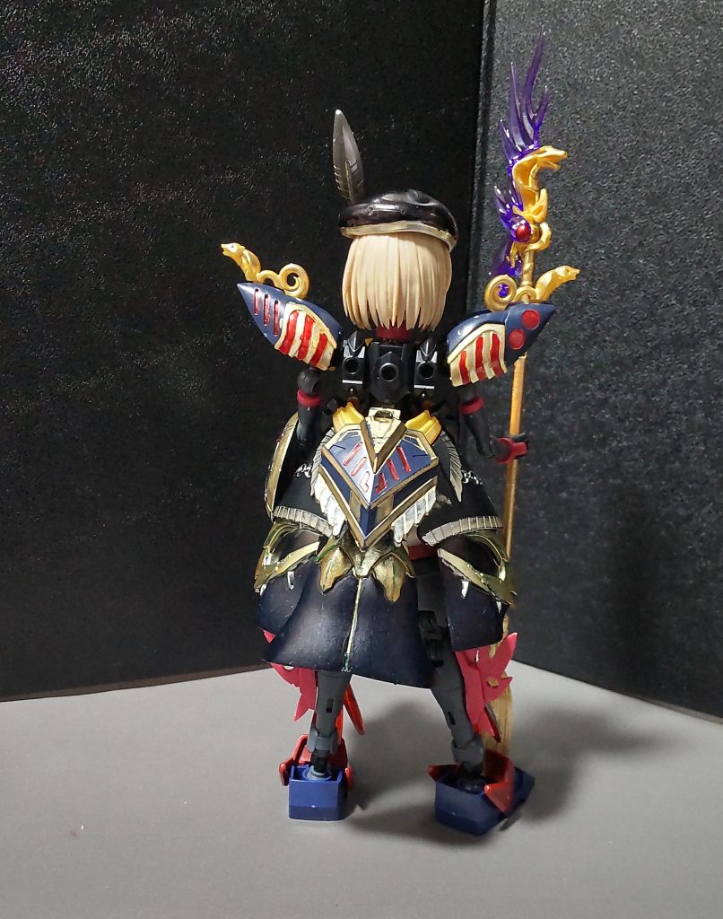 リアビューこうやって見る限りでは、普通の魔法使いのような印象を受けます。※ファンネルコンテナ風のアーマーは展開出来ます。