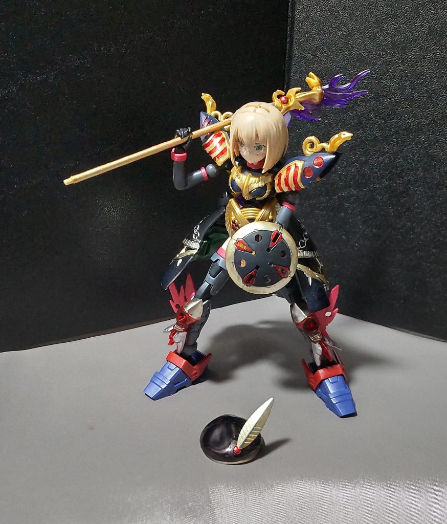 帽子は外せます。今回のはティアーシャタイプの髪型にしか対応してませんので、実質専用防具ですね。※PLUMとかいうメーカーの帽子セットを使いました。※メガネも同じところです。