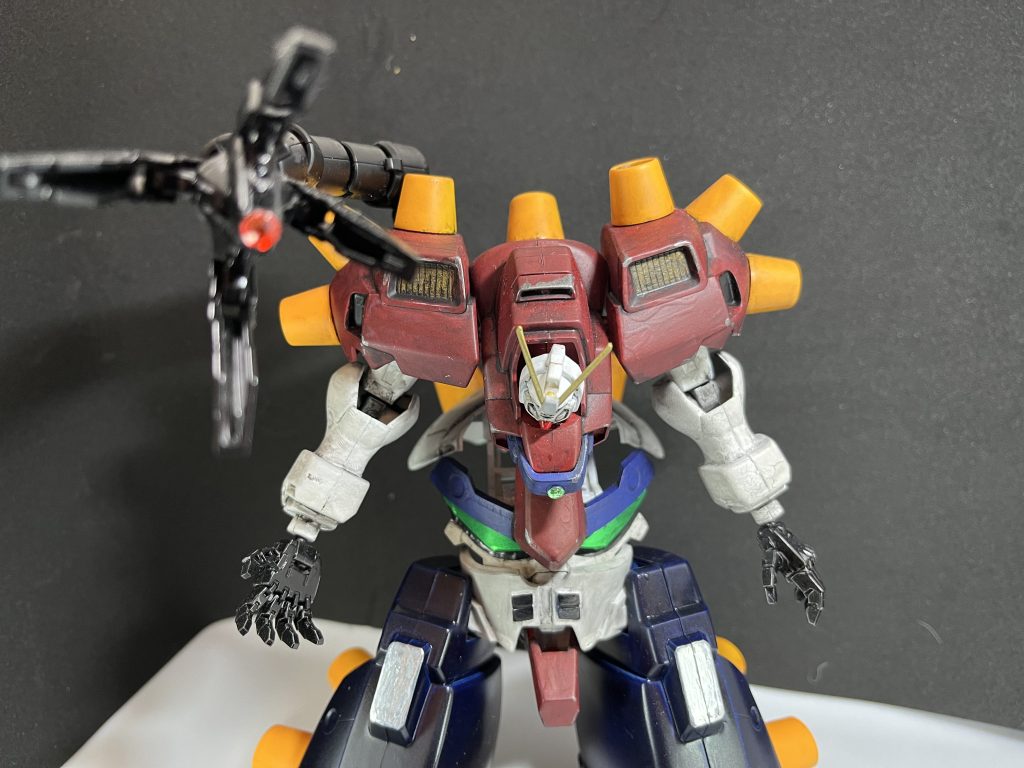 クローヘッドアームデビルガンダムといえば背中から出たクロー！ということで付けてみました。ストーリーで挙げたトラブった箇所なんで2本ないの？(´・ω・｀)30mmオプションが売ってぬぇからだよw