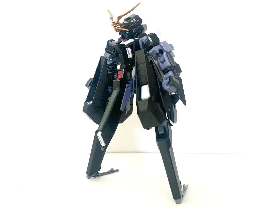 HGウーンドウォート サイコブレード装備を改造してA.O.Z Re-bootでの設定形状に近づけました。