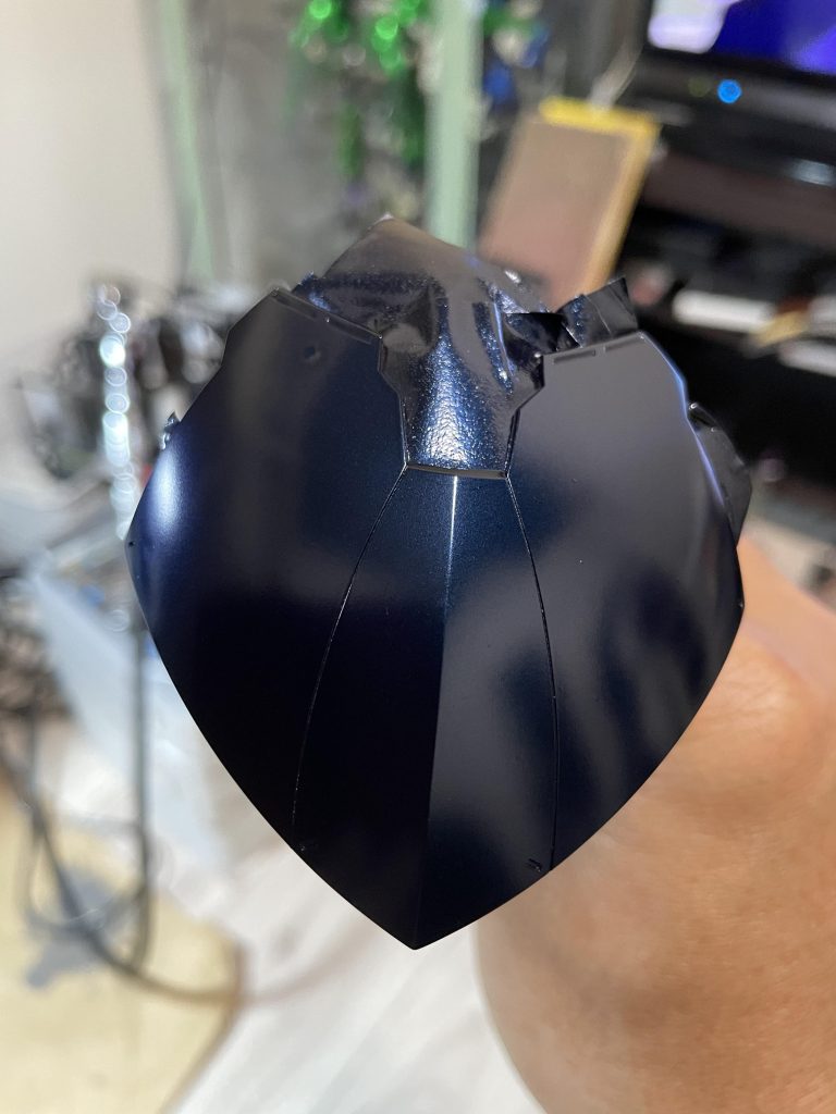 プリズムブルーブラック。クリアを色々試してどれが一番グロスあるかやったなあ。