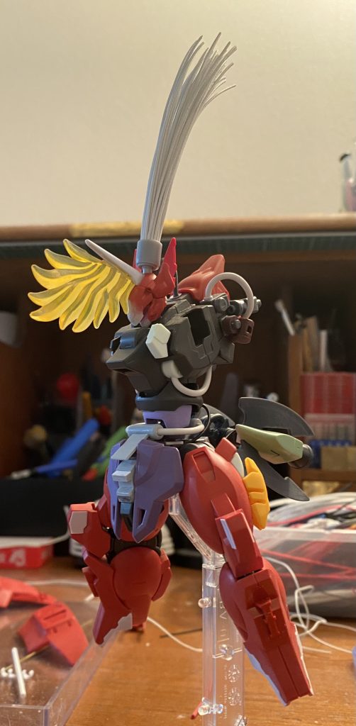 製作過程2:頭部イメージの確定。後頭部のワイヤー部分は「自遊自在」の0.9mmを使用。