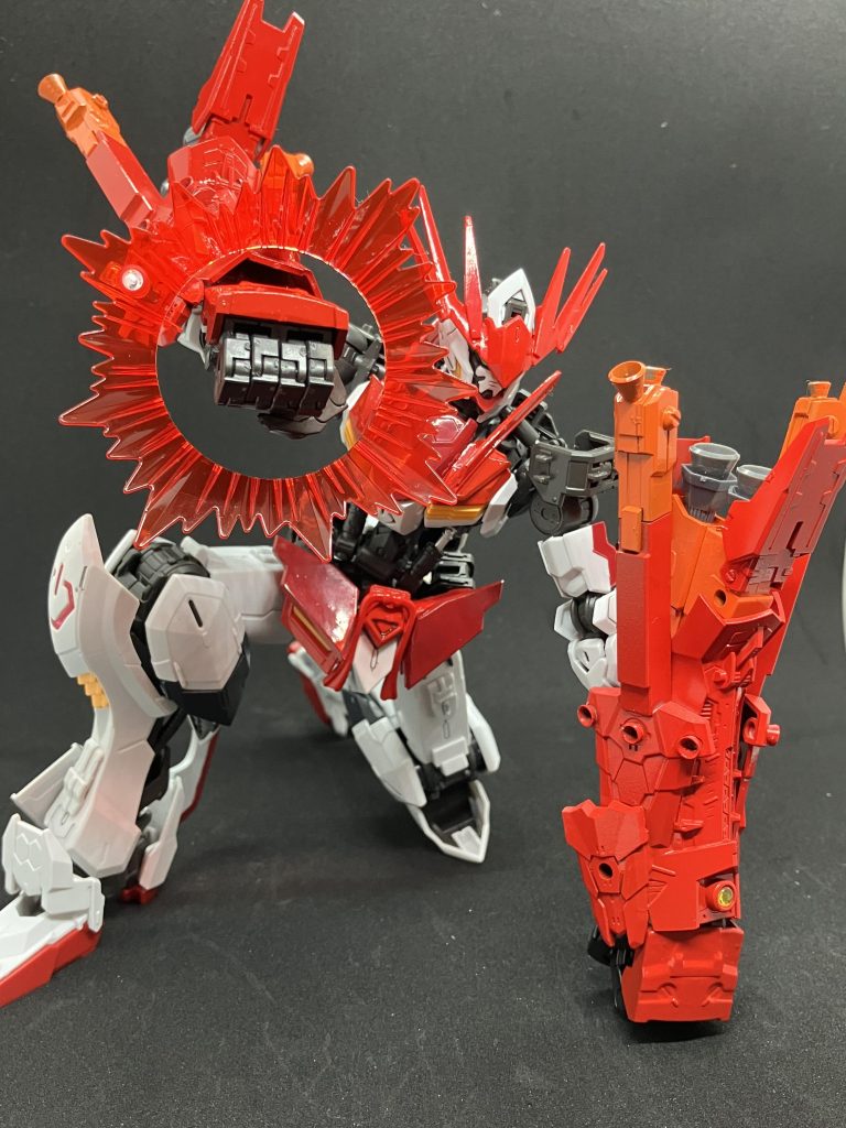 大ダメージを負っても決して心は折れず全身全霊の渾身の一撃を敵に解き放つ！