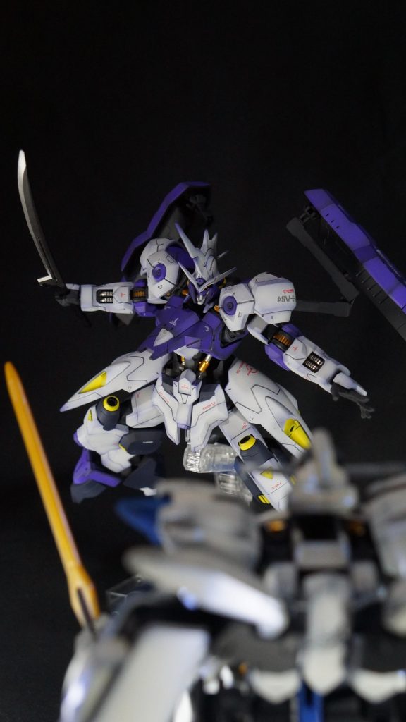 宿敵バエルと対峙