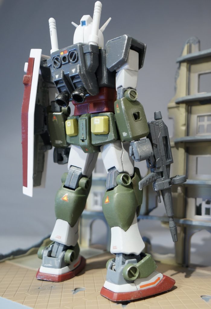 肩とバックバックはFGガンダムと交換してあります。