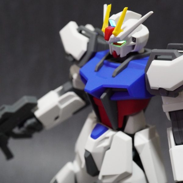 EG ストライクガンダム