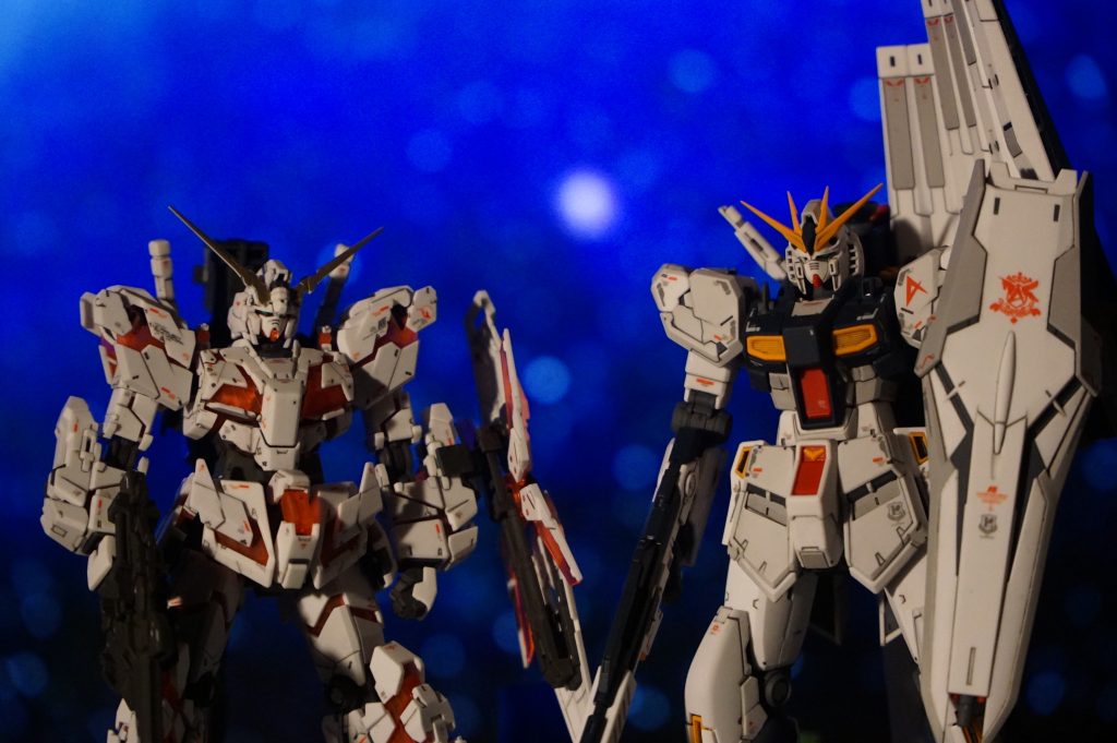  RGはサイズ的にも素組みの完成度的にもいつも満足❗…なんですが、私は不器用な方なので細かすぎるデカールを失敗したり手がぷるぷるしたりで悪戦苦闘してます(笑