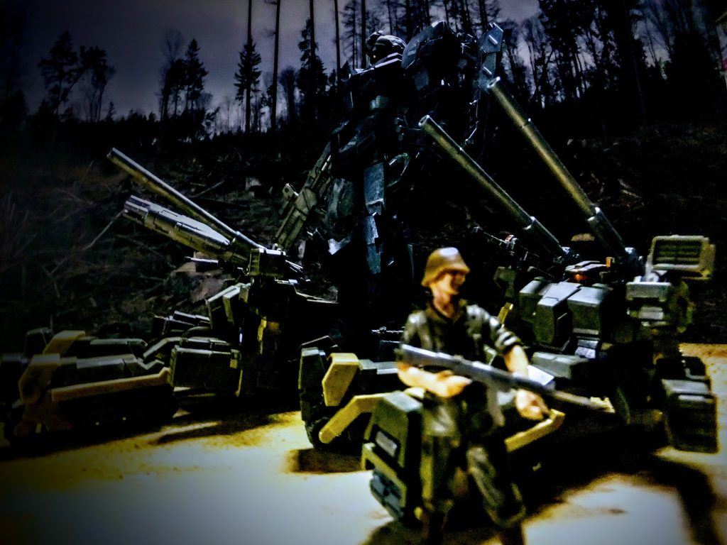 いつもとは違った夜間戦闘テイストで撮影しています♫