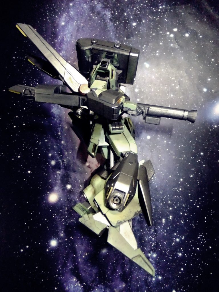 今回の作品のチッピングは鉛筆の４Ｂの芯を尖らせたモノで描き込んでトップコートで剥がれ防止を行っています。意外と簡単で良い塩梅なので御意見聞かせて下さい(笑)