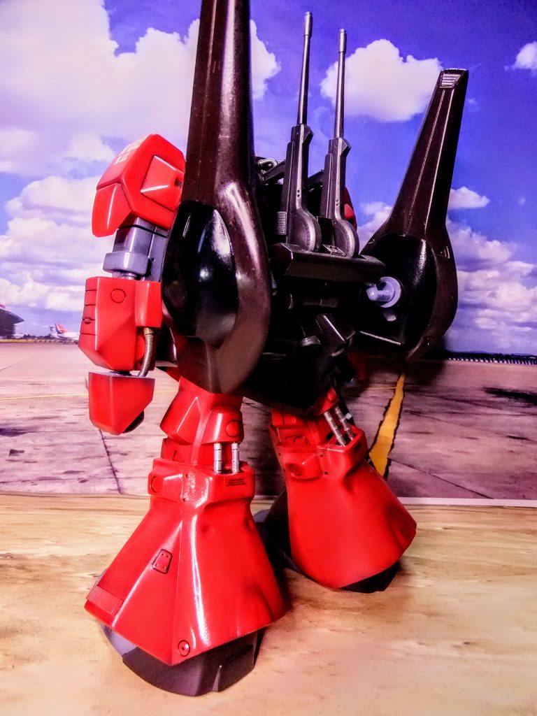 旧キットの素組だとキツイので?プラ板の細切り、コトブキヤの丸パーツを使用してチョコチョコとデティールを加えています。