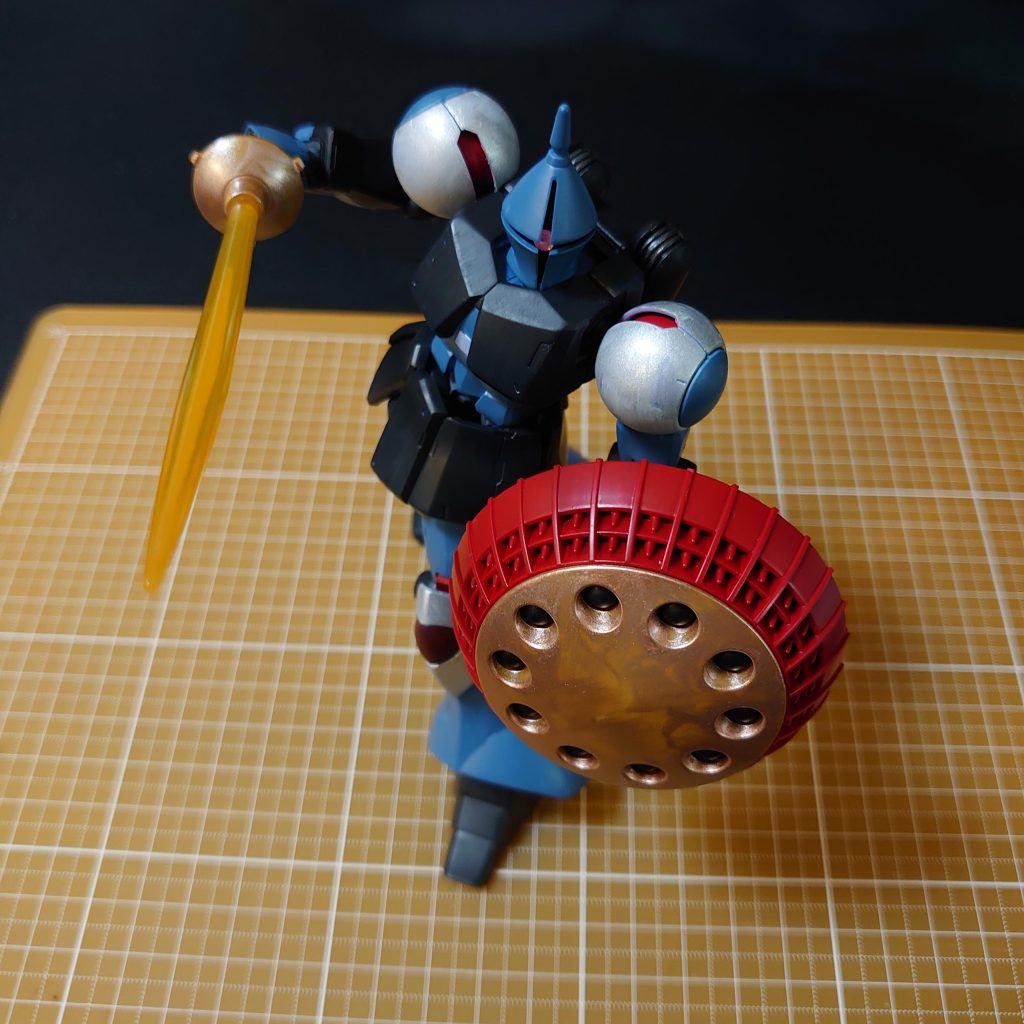 （一度塗りの状態、やはり粗いですね）