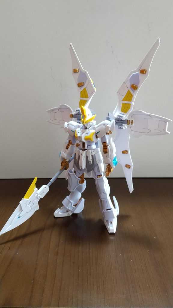 今回は関節部のみスプレー缶のゴールド➡クリアーオレンジで上掛けをしています。