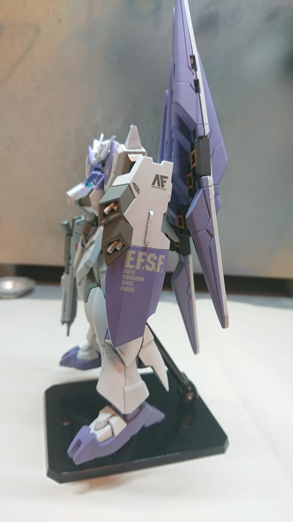 コアガンダムⅡ+フェイクνアーマー(hi-νカラー))–2枚目/制作者：ヒガシ