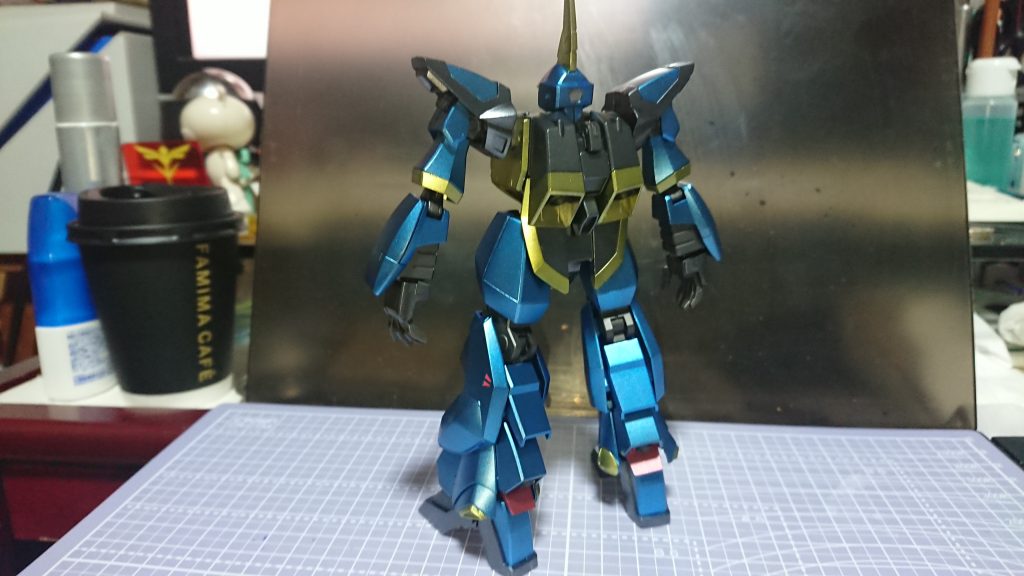 つや消し前（後ろ）と、メタリックのつや消しも結構渋い感じになってとてもいい感じでした。こうなるんですねぇ。是非あなたも「プレミアムトップコートUVカットスムースクリアー」を試してみましょう！（宣伝）