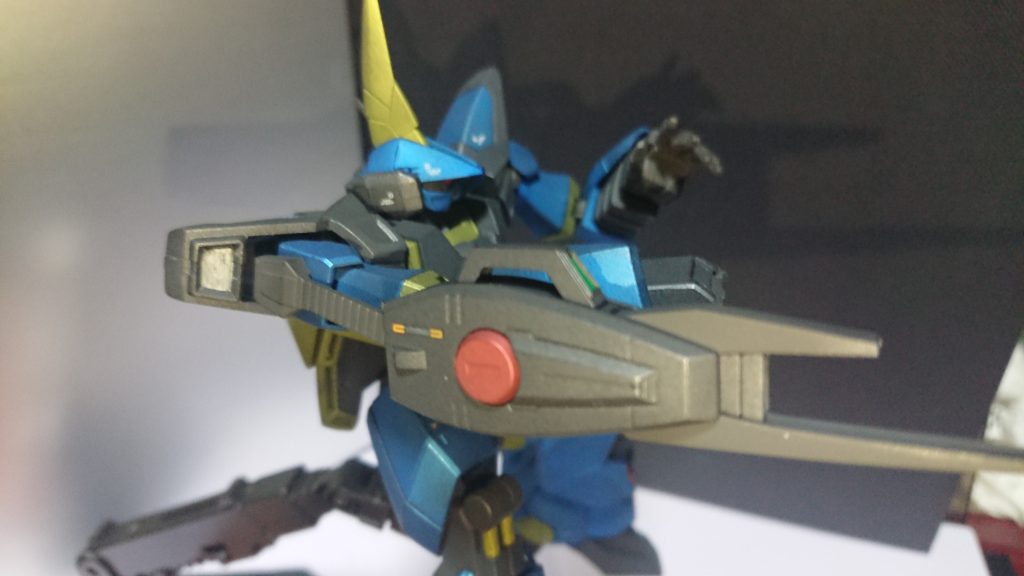 やはりバーザムと言ったらこのビームライフル。他にはない肩から繋がるライフルがまた良き。