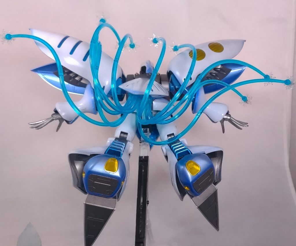 ファンネルエフェクトは普通に取り付けれなかったので加工してレジンで固定しました。