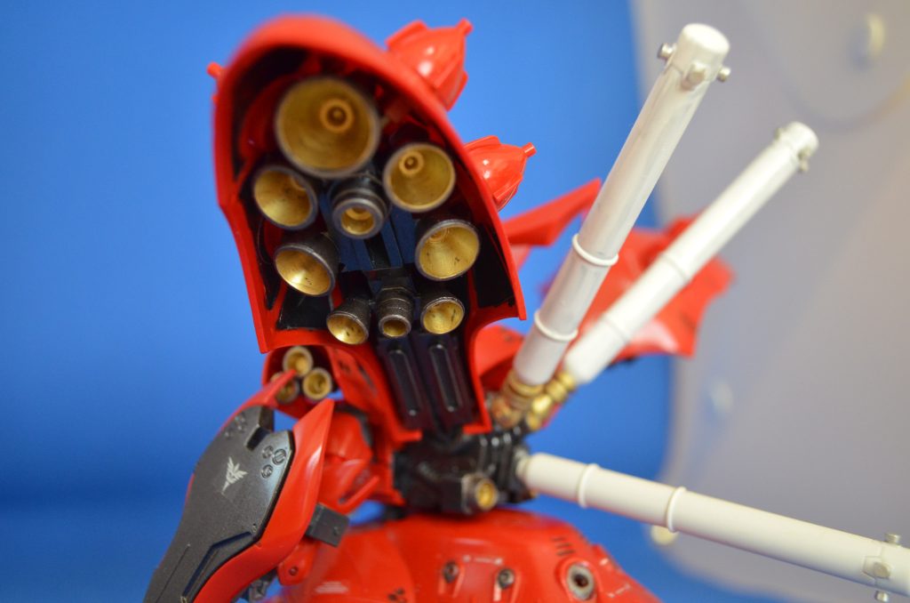 沢山のバーニア内部も塗り分け。