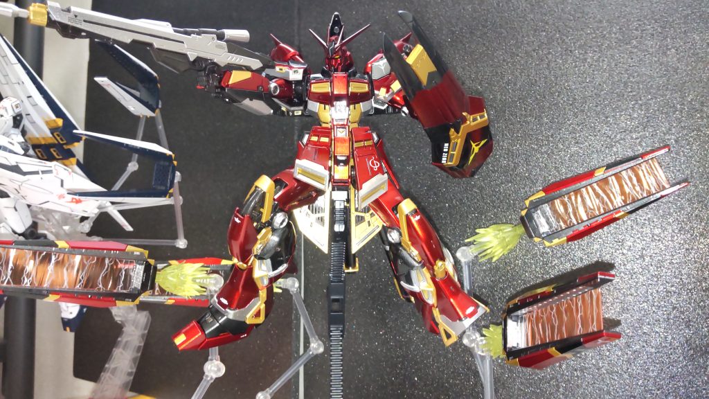 ファンネルエフェクトと合わせました。