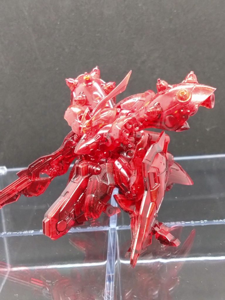 アーティファクトのクリアカラーはハズレのような風潮ですが、第1弾のナイチンゲールに関しては当たりだと思ってます。キレイ