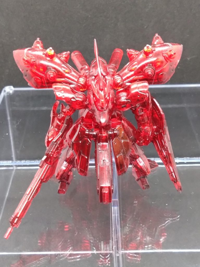 スミ入れとトップコートで立体感と光沢を与えました。それだけですが、かっこいい！