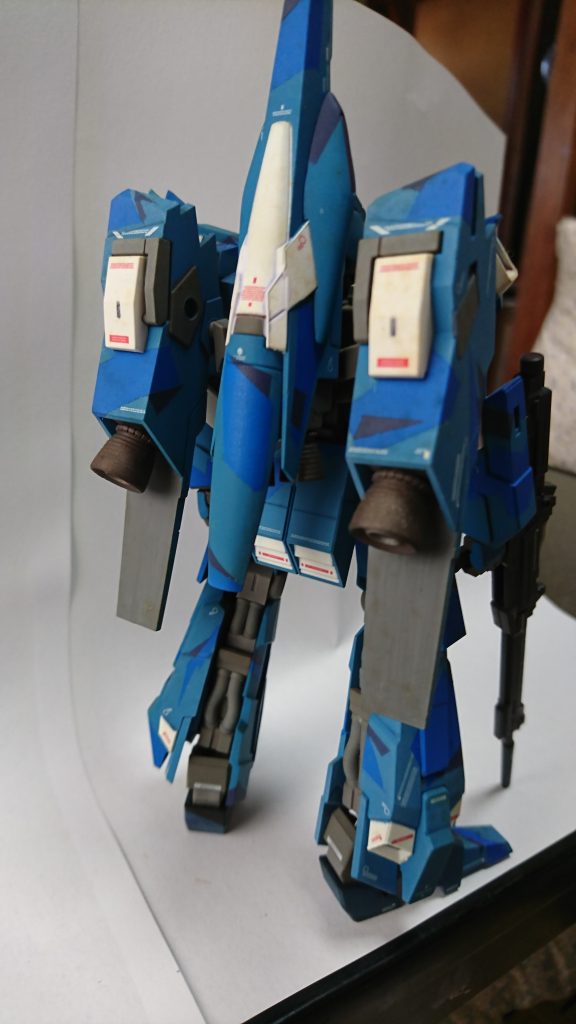 後ろ姿です。見ていただきありがとうございました。