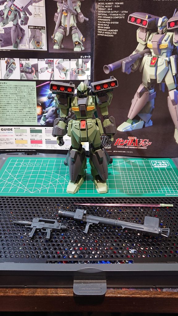 武器は今回も何もしてません。